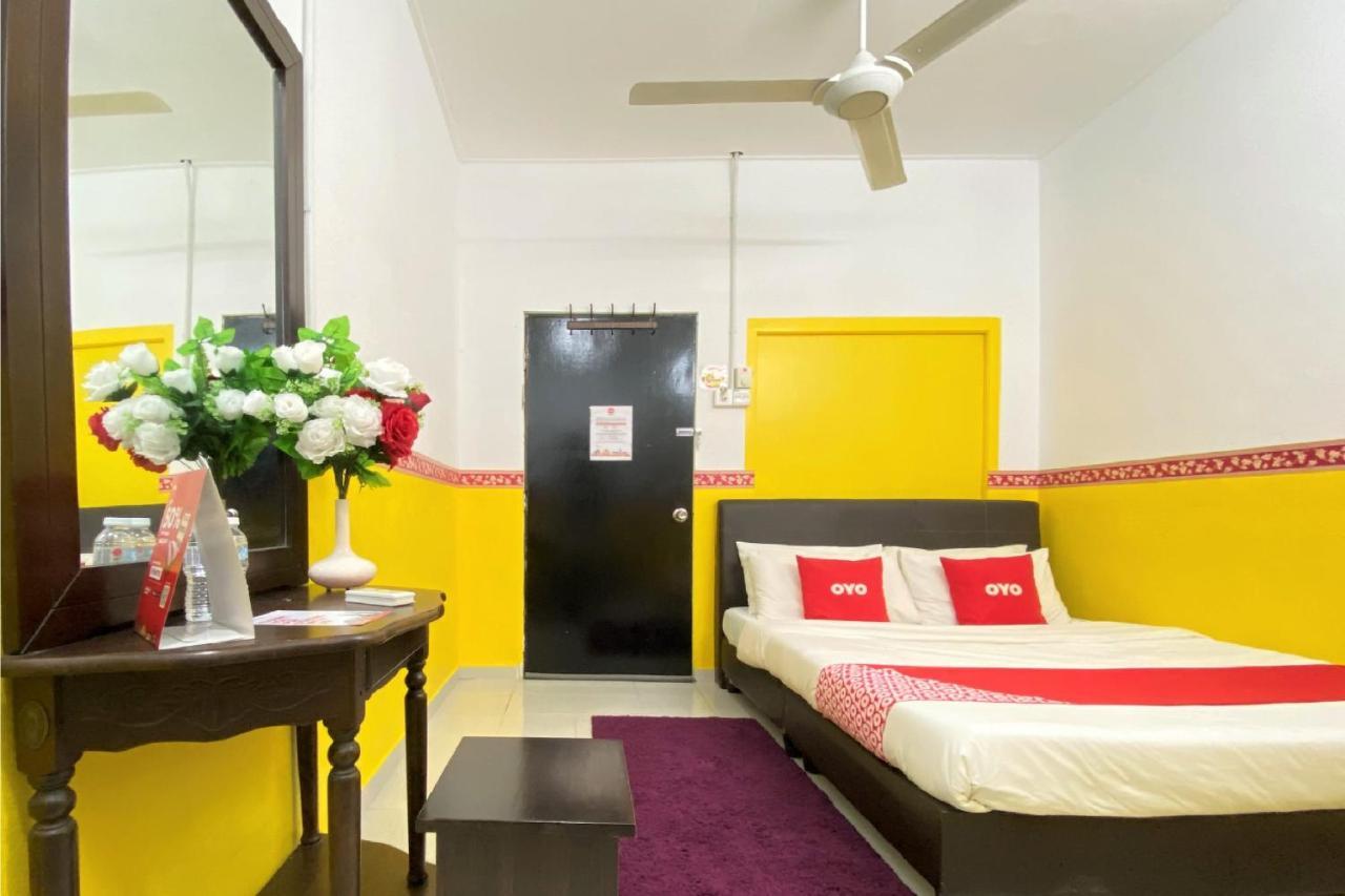 פנתאי צנאנג Oyo 90176 D'Cruz Sunrise Villa מראה חיצוני תמונה
