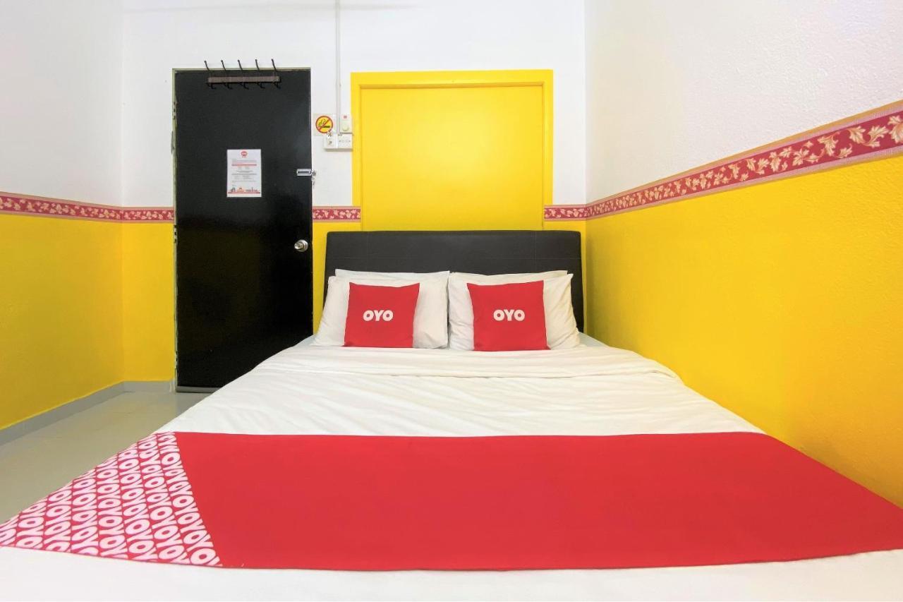 פנתאי צנאנג Oyo 90176 D'Cruz Sunrise Villa מראה חיצוני תמונה