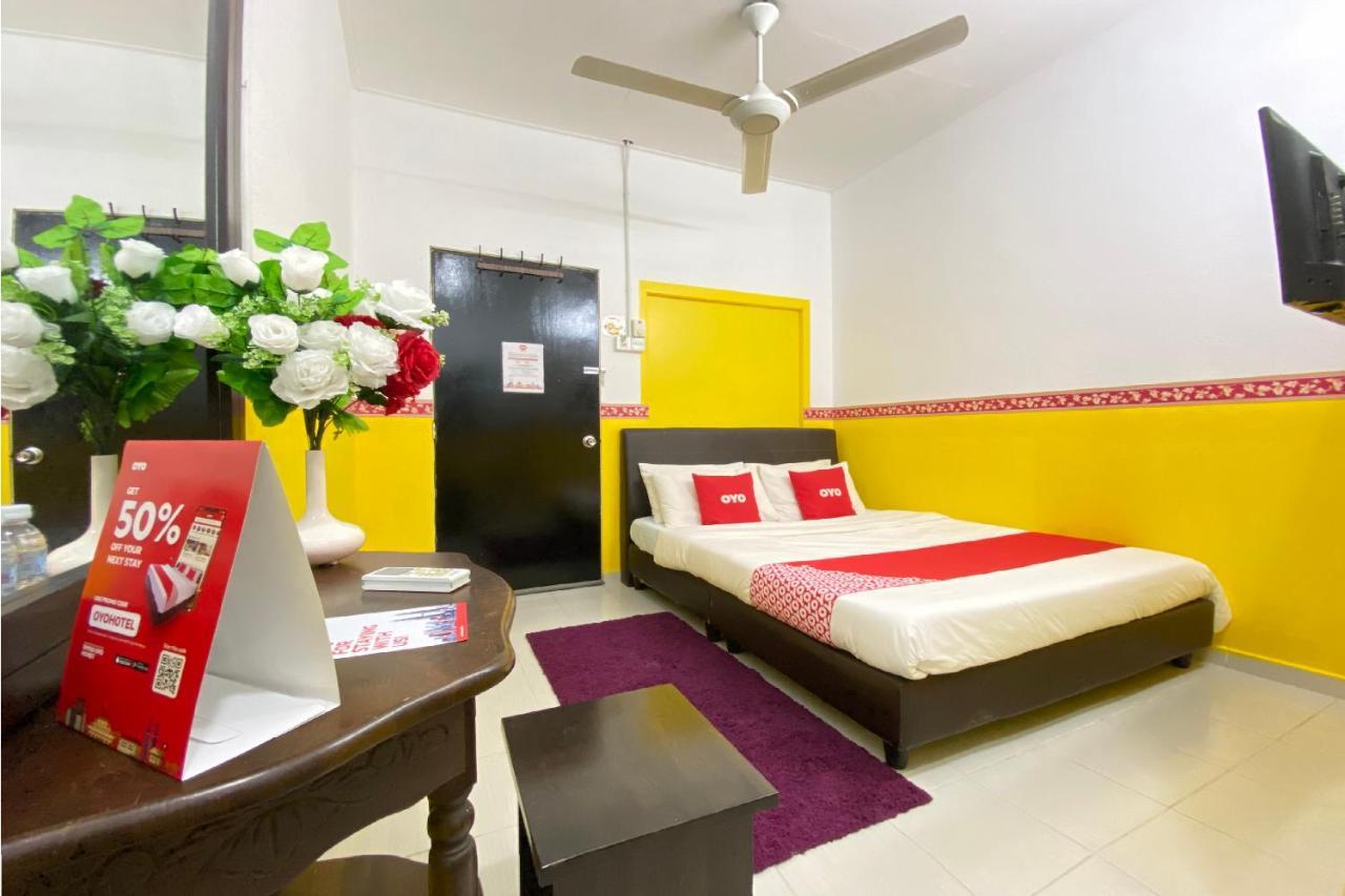 פנתאי צנאנג Oyo 90176 D'Cruz Sunrise Villa מראה חיצוני תמונה