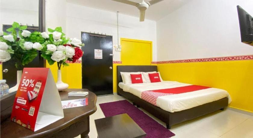 פנתאי צנאנג Oyo 90176 D'Cruz Sunrise Villa מראה חיצוני תמונה